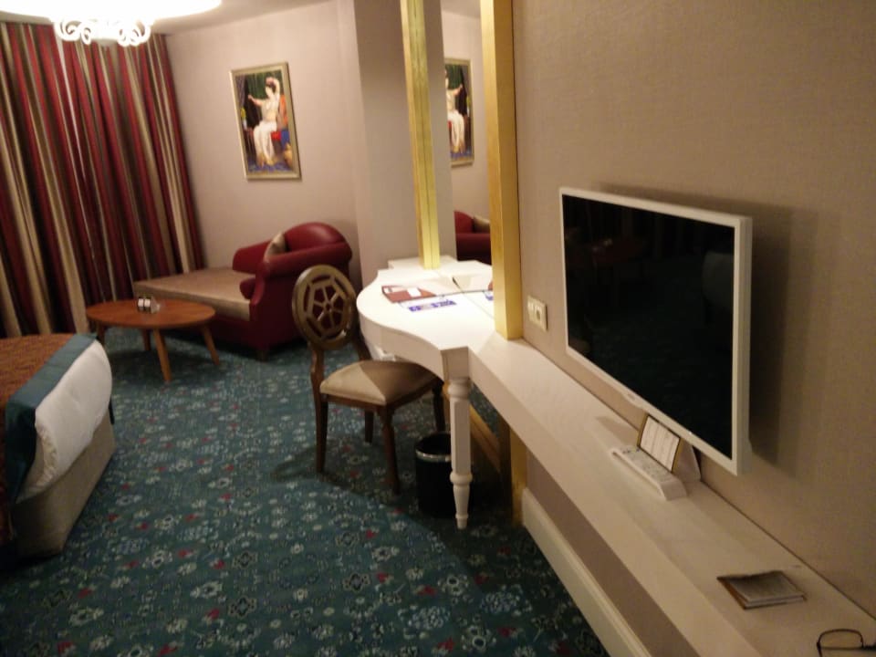 Schöne große Zimmer Royal Taj Mahal Hotel