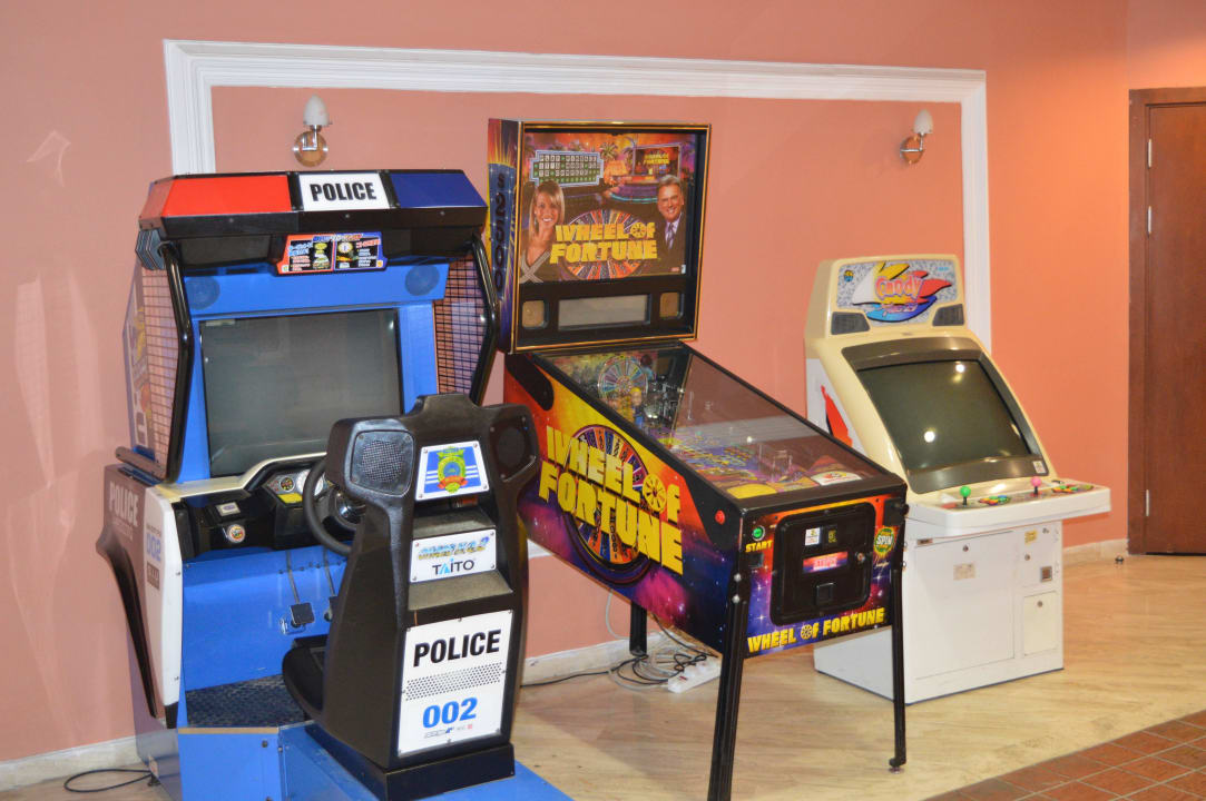 Spielautomaten Salamis Bay Conti Resort Hotel & Casino