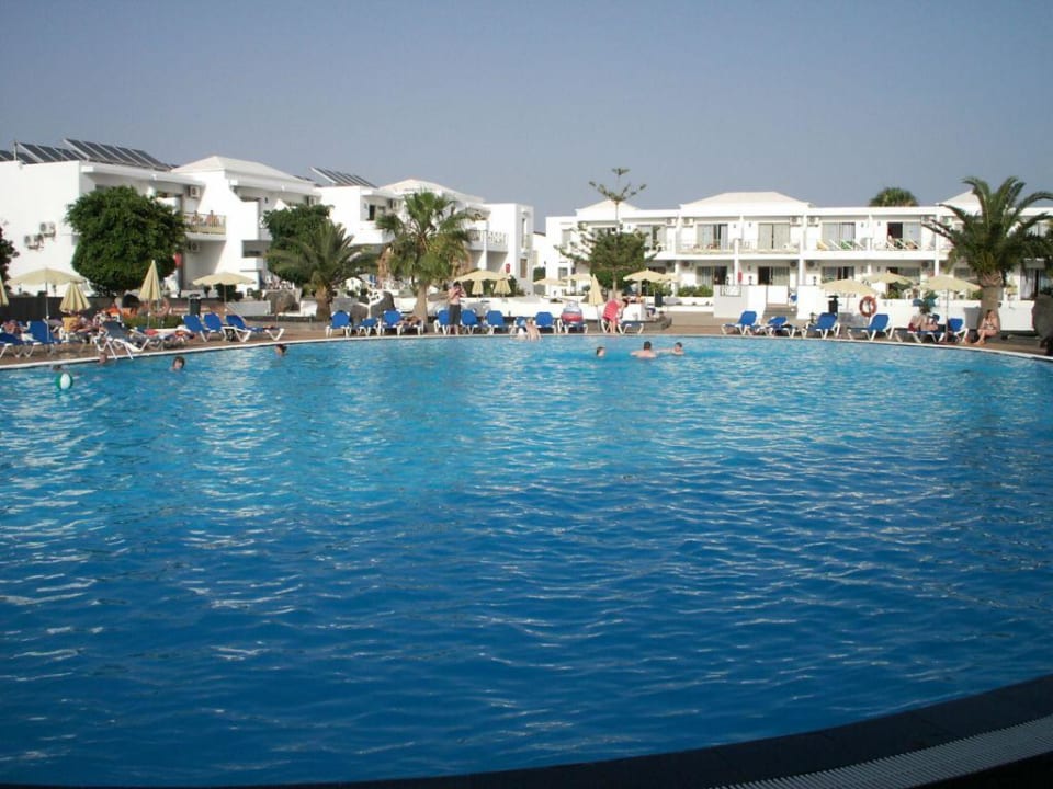 Blick über den Pool Hotel Floresta