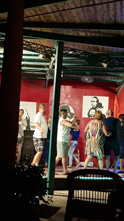 Und die auch noch  Bella Vista Resort Hurghada