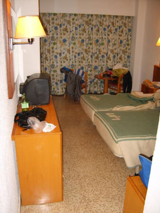 Das Zimmer total versifft und schmutzig Aubamar Bali