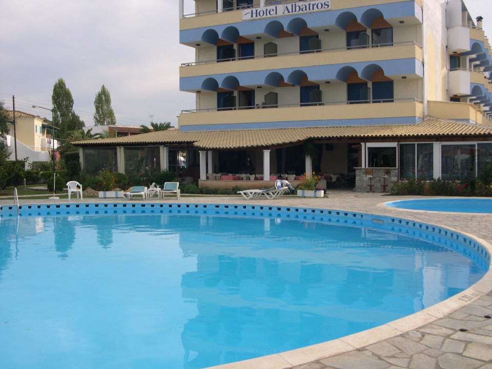 Pool mit Kinderbecken Hotel Albatros