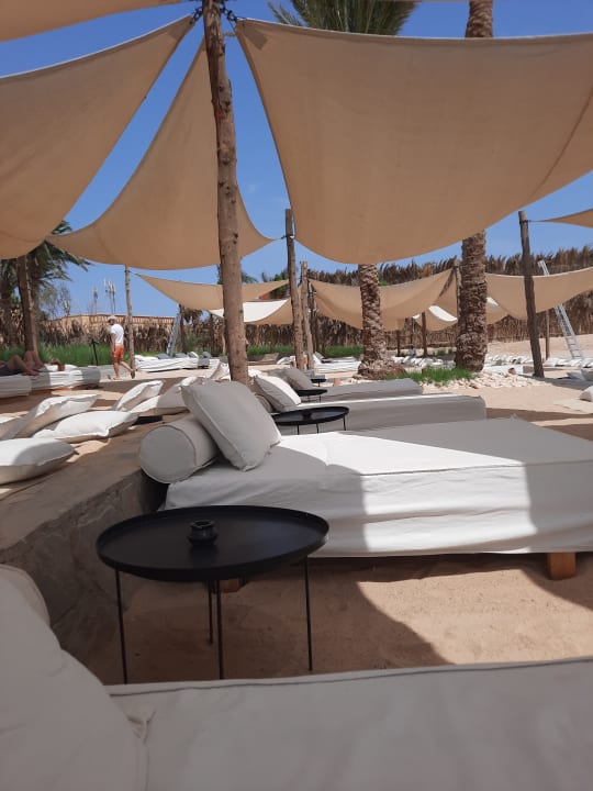 Strand Serry Beach Resort