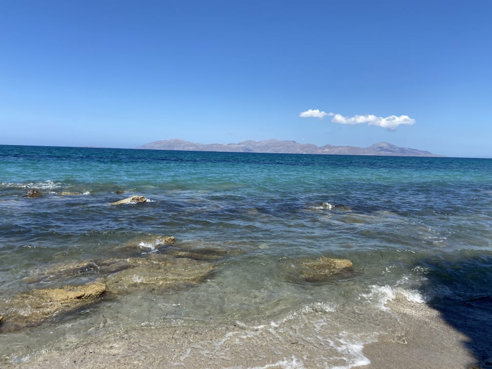 Strand Hotel Kouros Palace