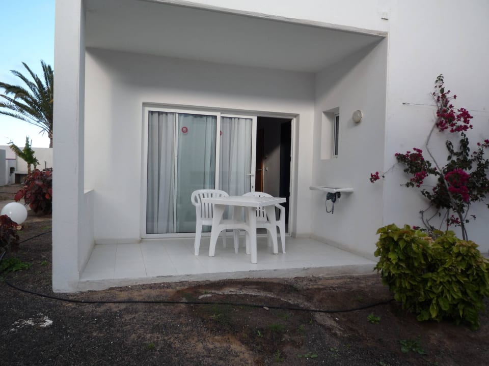 Terrasse von Bungalows allsun App.-Hotel Esquinzo Beach