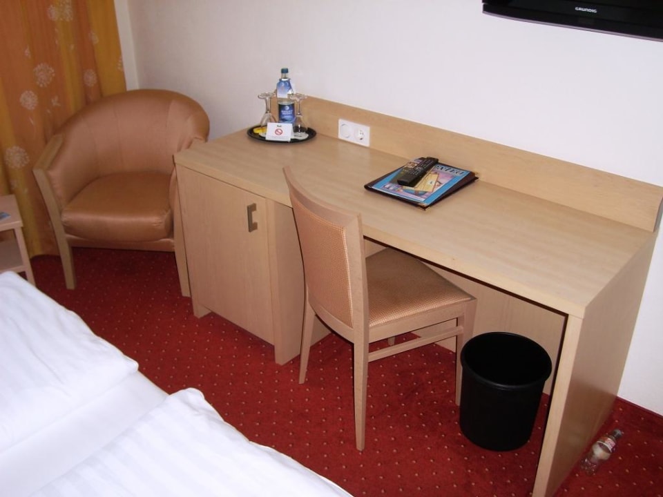 Schreibtisch Hotel Dirsch Wellness & Spa Resort