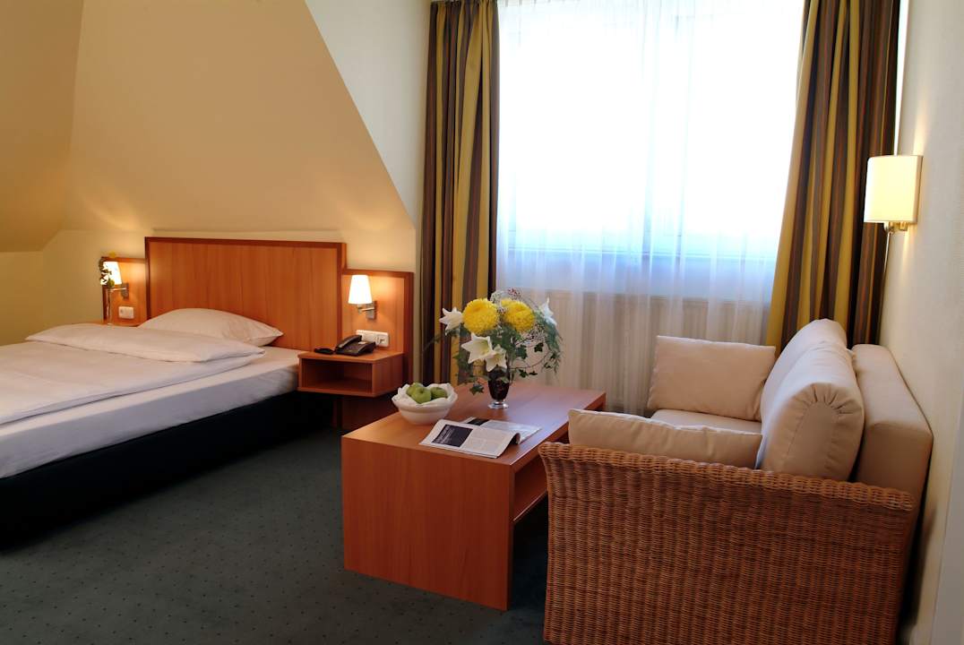 Standard Einzelzimmer IntercityHotel München