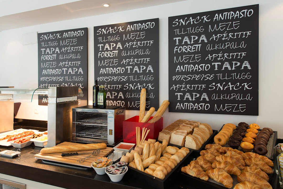 Breakfast Buffet TRYP San Sebastián Orly Hotel