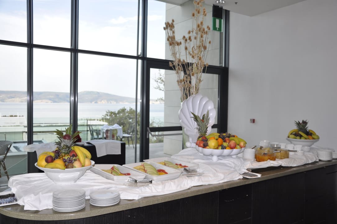 Frühstück Wyndham Grand Novi Vinodolski Resort - The View & Family Apartments