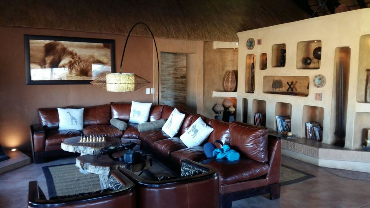 Wohnzimmer Hotel Okonjima The Villa