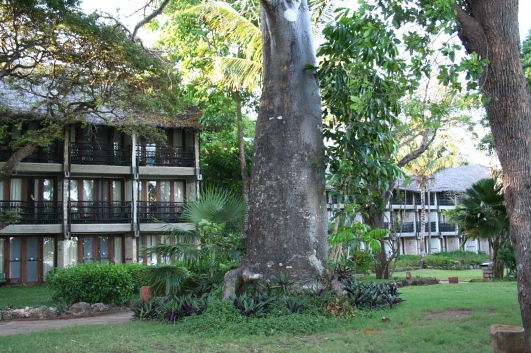 Außenansicht der Zimmer des Haupthauses Baobab Beach Resort & Spa