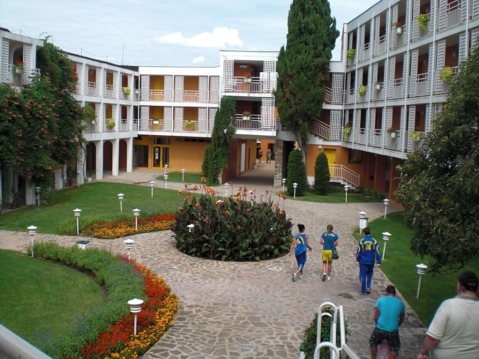 Innenhof Nessebar Beach Hotel