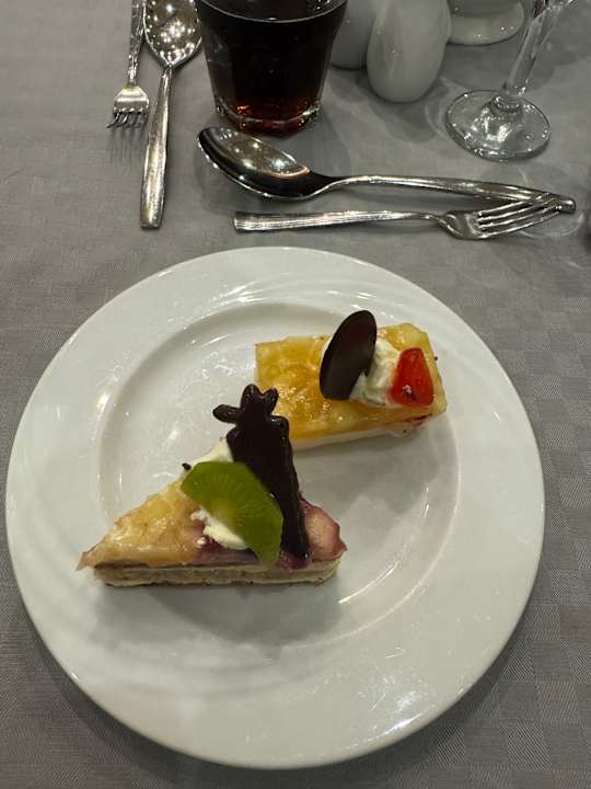 Gastro Serenity Alpha Beach