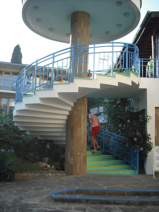 Der Aufgang zum Restaurant Park Hotel Continental Prima