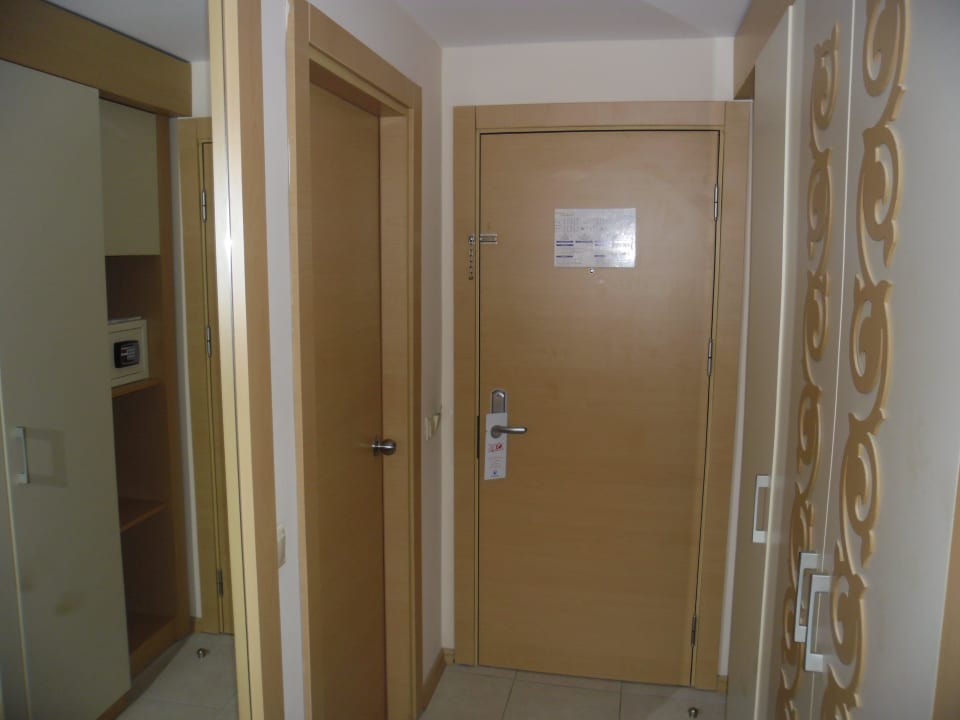 Eingang Zimmer Solivia Hotel