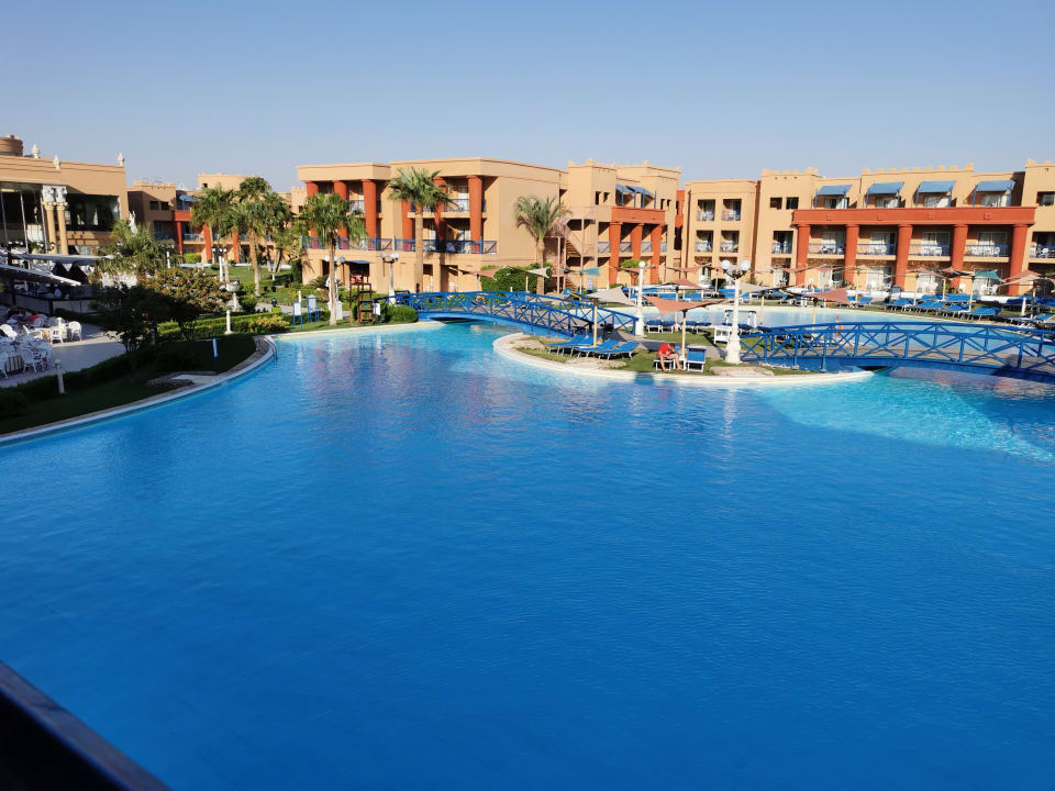 Pool Hotel Titanic Palace