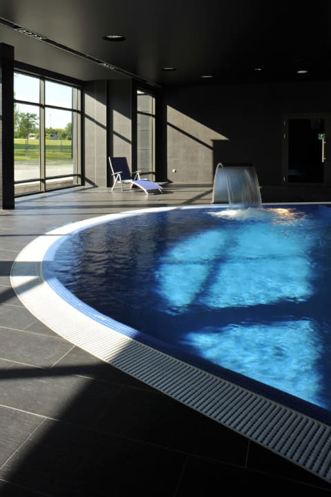 Blue Bay Silver Hotel & Gokart Center