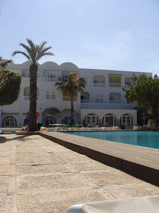 Basen zewnętrzny Alassio Hotel and Thalasso