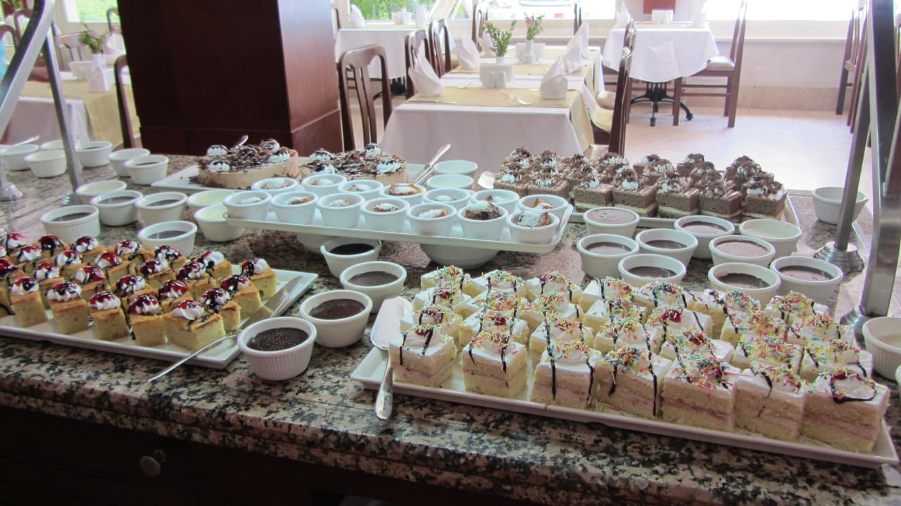 Büffet Trendy Side Beach Hotel - Adults only