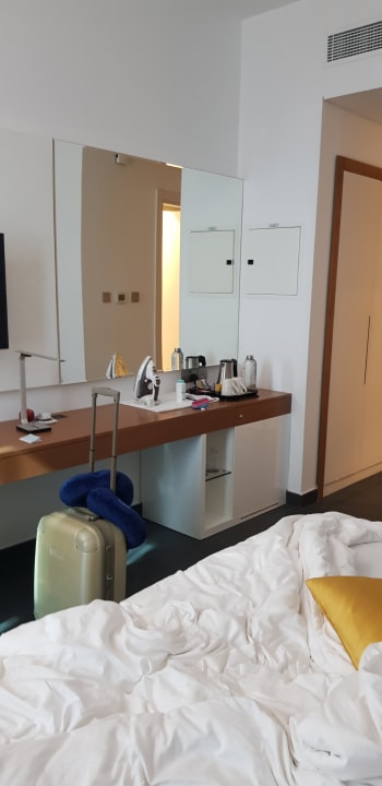 Zimmer Tryp by Wyndham Dubai