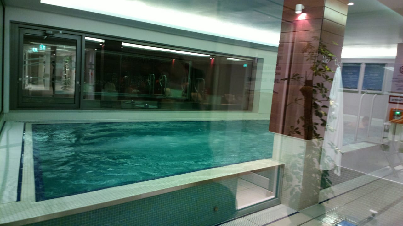 Kl. Pool für max. 2-3 Personen gleichzeitig Pestana Berlin Tiergarten