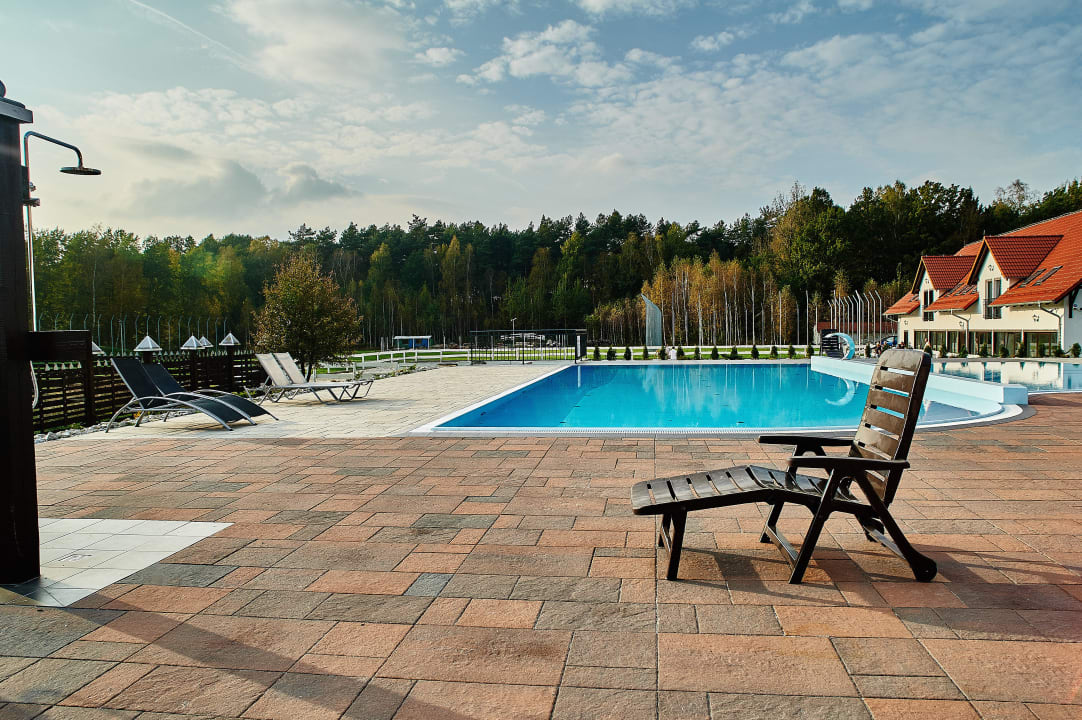 Basen zewnęytrzny Tematyczny Ośrodek Sportowo-Rekreacyjny Dwór Zawiszy