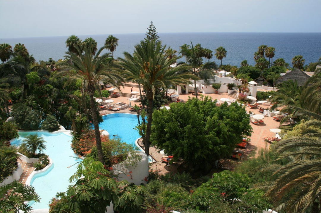 Süsswasser Pool mit weitläufigem Garten Dreams Jardín Tropical