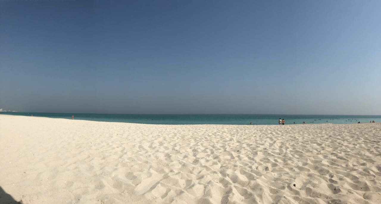 Strand Rixos Premium Saadiyat Island