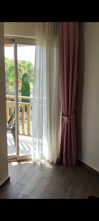 Zimmer Can Garden Resort