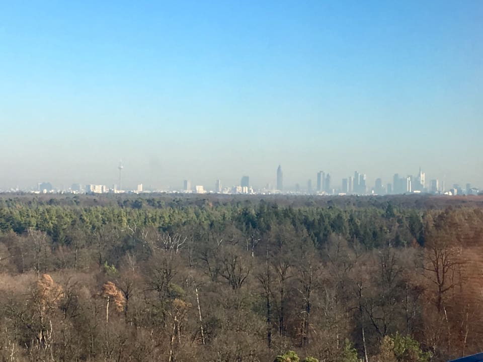 Ausblick Hilton Garden Inn Frankfurt Airport