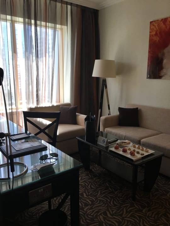 Zimmer Towers Rotana