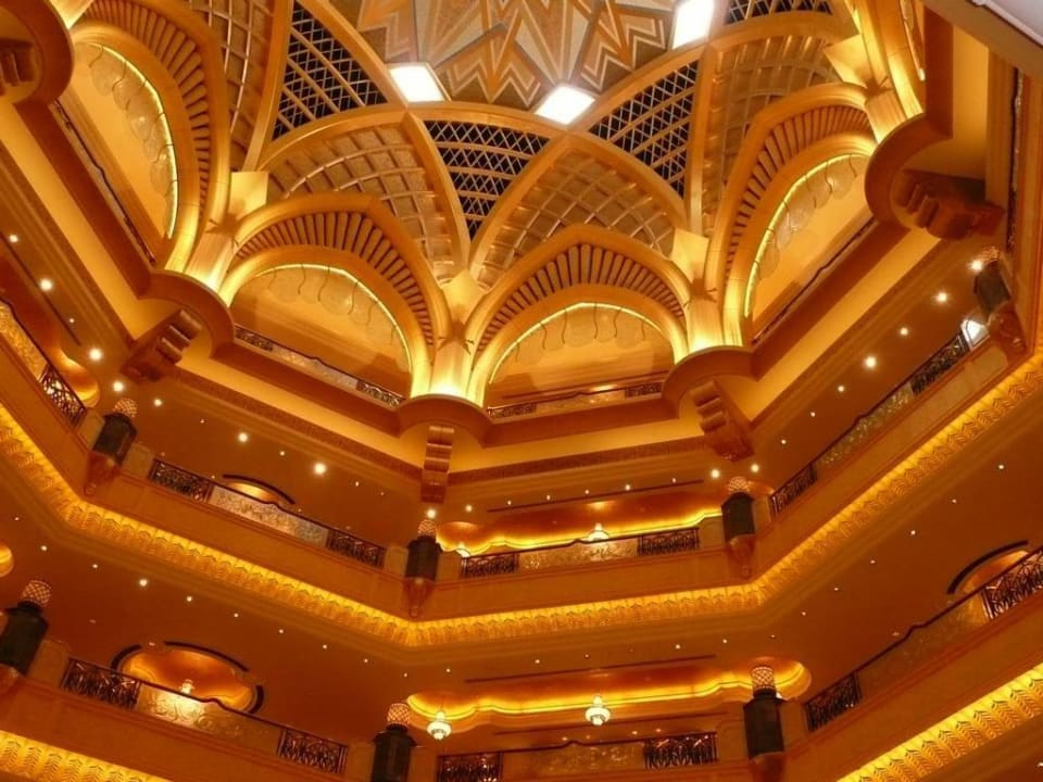 Im Eingangsbereich des Hotels Emirates Palace Mandarin Oriental