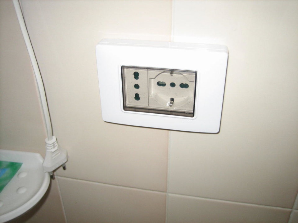 Steckdose mit Abdeckung Hotel Altinate