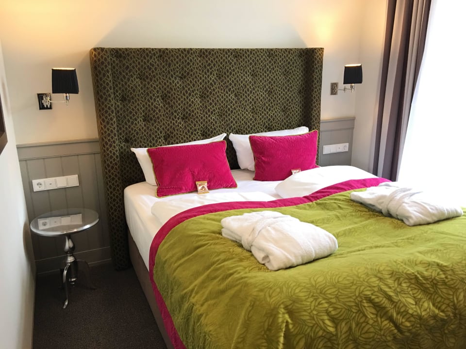 Wunderbare Sprinboxbetten  Hotel Max am Meer Kühlungsborn