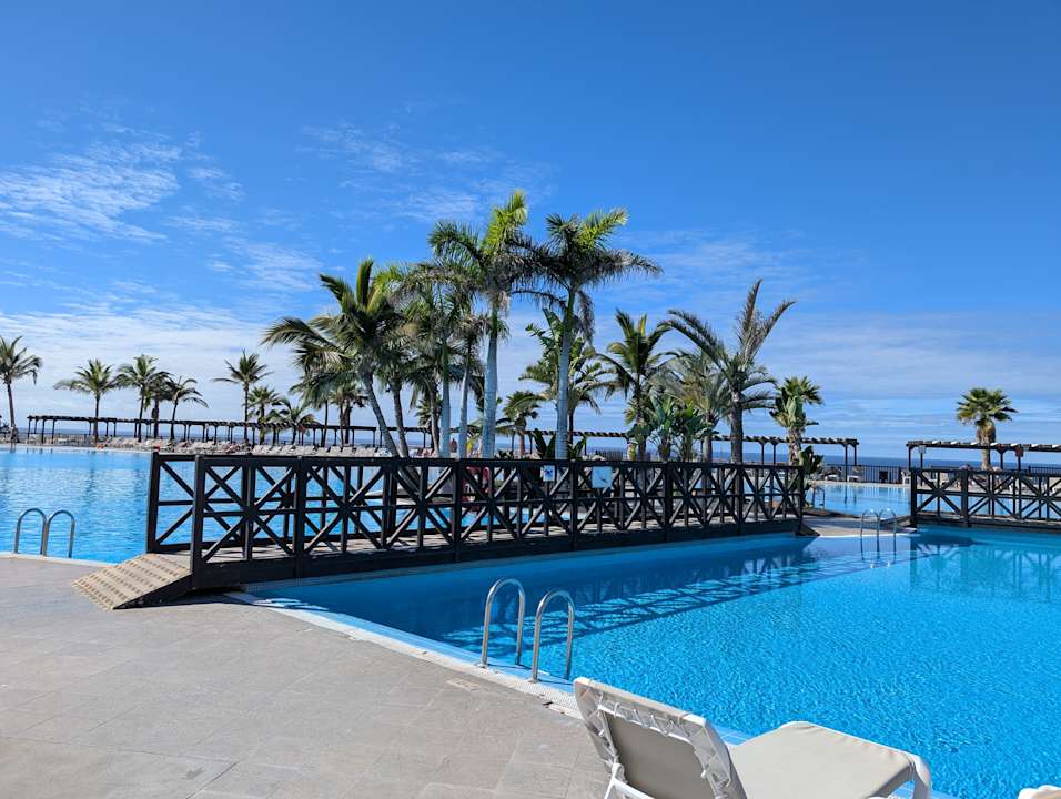 Pool Esencia de La Palma by Princess