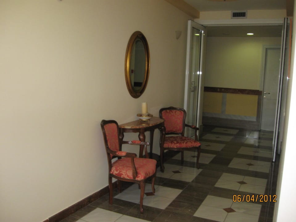 Flur dritte Etage Hotel Tolon Holidays