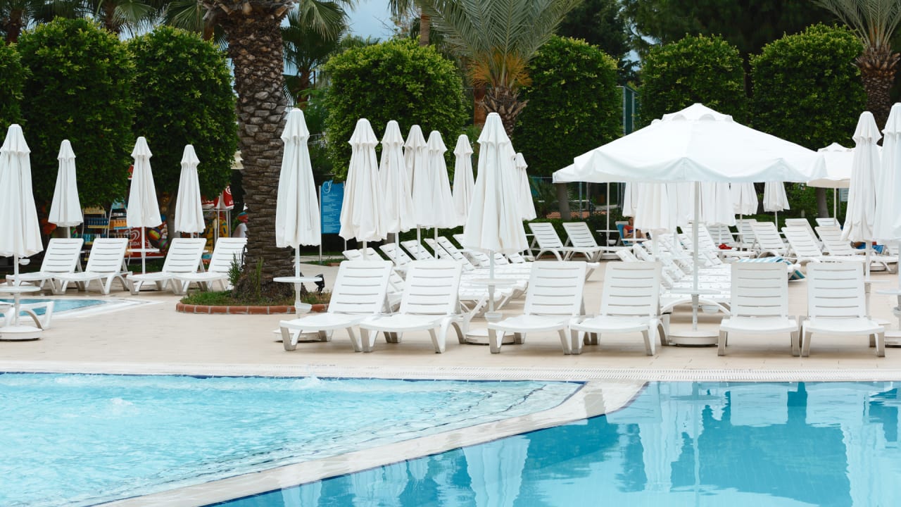 Pool Insula Resort & Spa