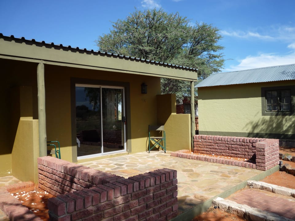 Haus mit Terrasse Kalahari Anib Lodge