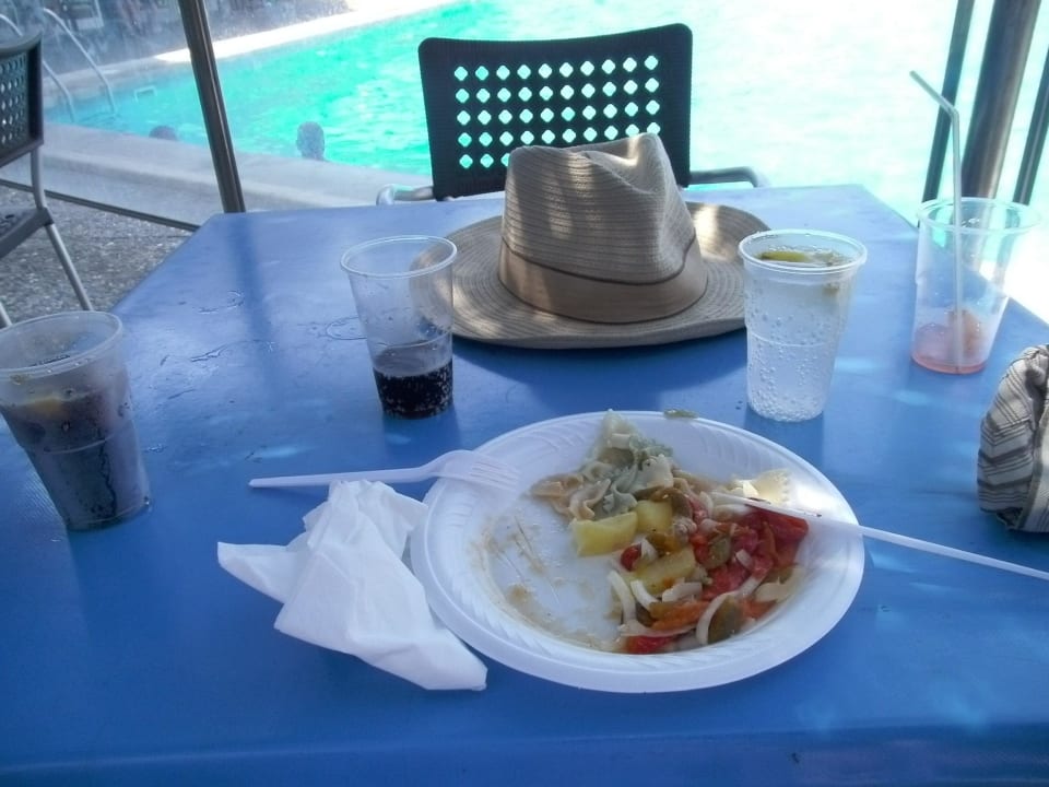 Plastik überall Hotel Vibra Beverly Playa