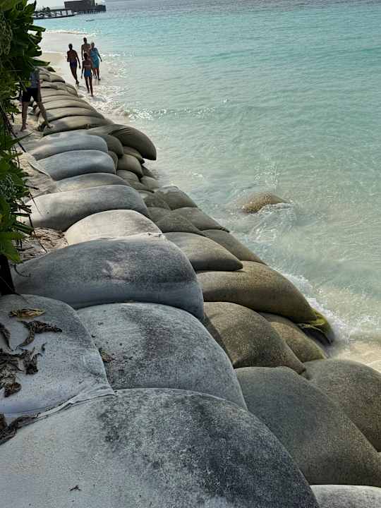Außenansicht Reethi Faru Resort