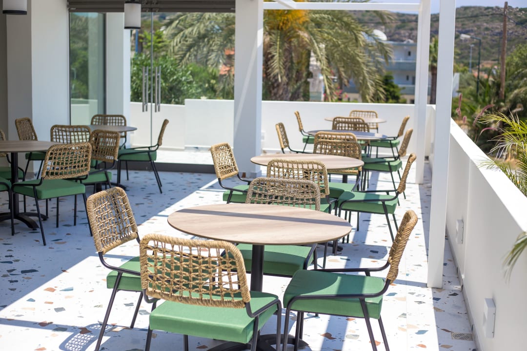 Gastro Mazoren Art Hotel