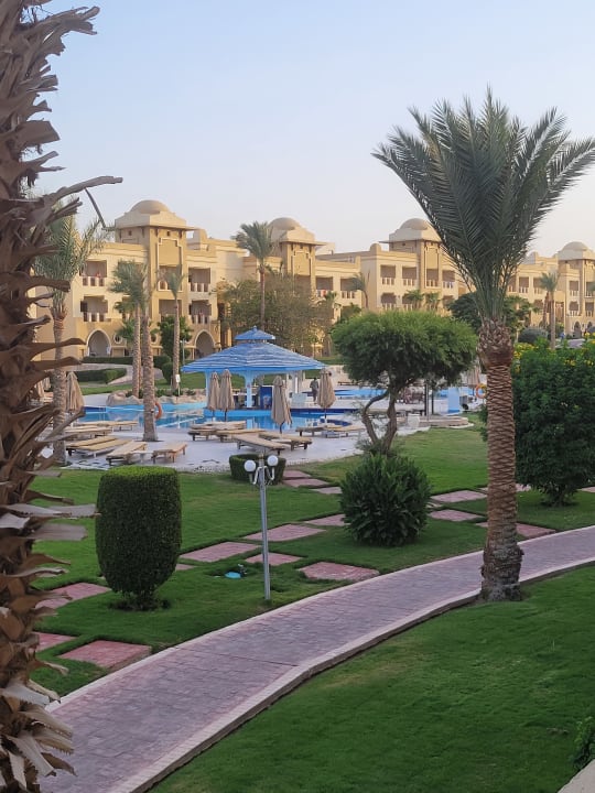 Pool Serenity Alpha Beach