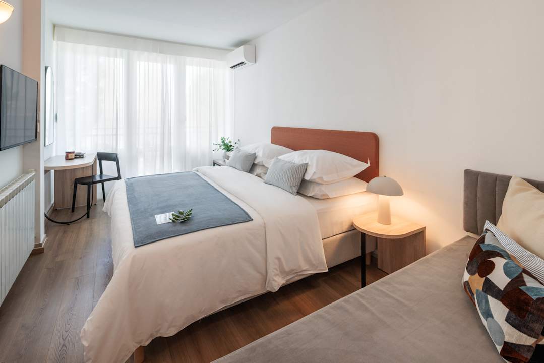 Zimmer Waterman Svpetrvs  Resort