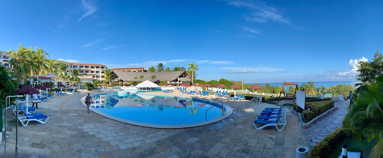 Pool Sol Rio De Luna y Mares