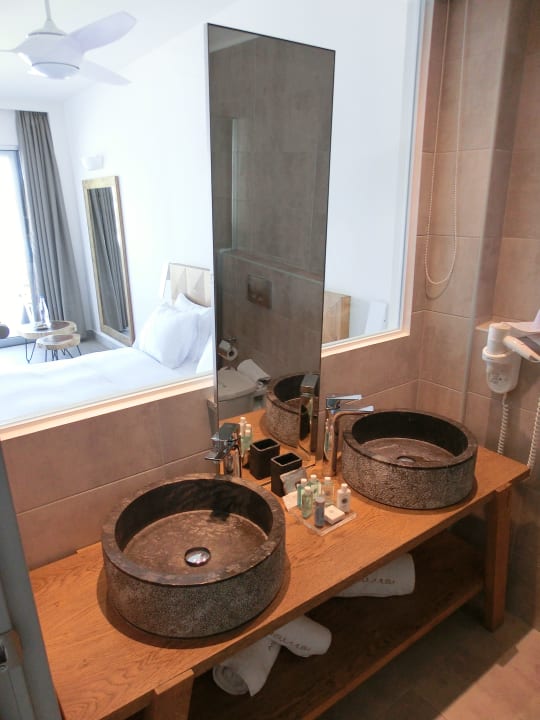 Originell eingerichtetes Bad TUI BLUE Insula Alba