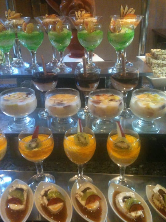 Dessertauswahl Premier Le Reve Hotel & Spa