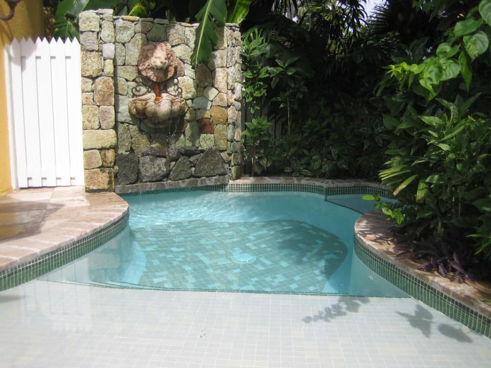 Bungalow with private garden & pool Sandals Grande Antigua