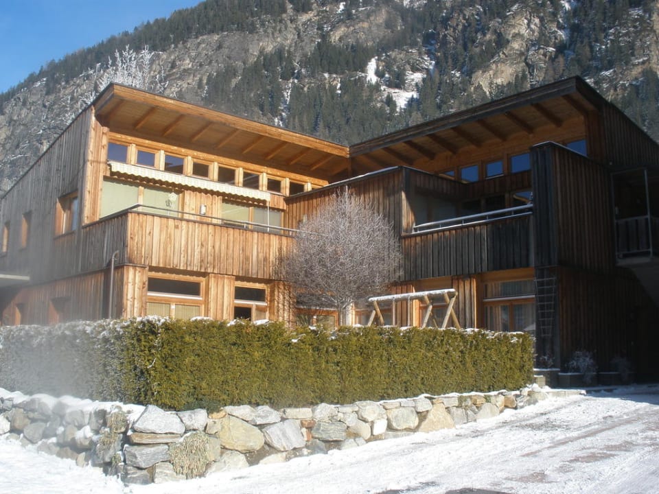 Hausansicht - Winter Alpenapart Grüner