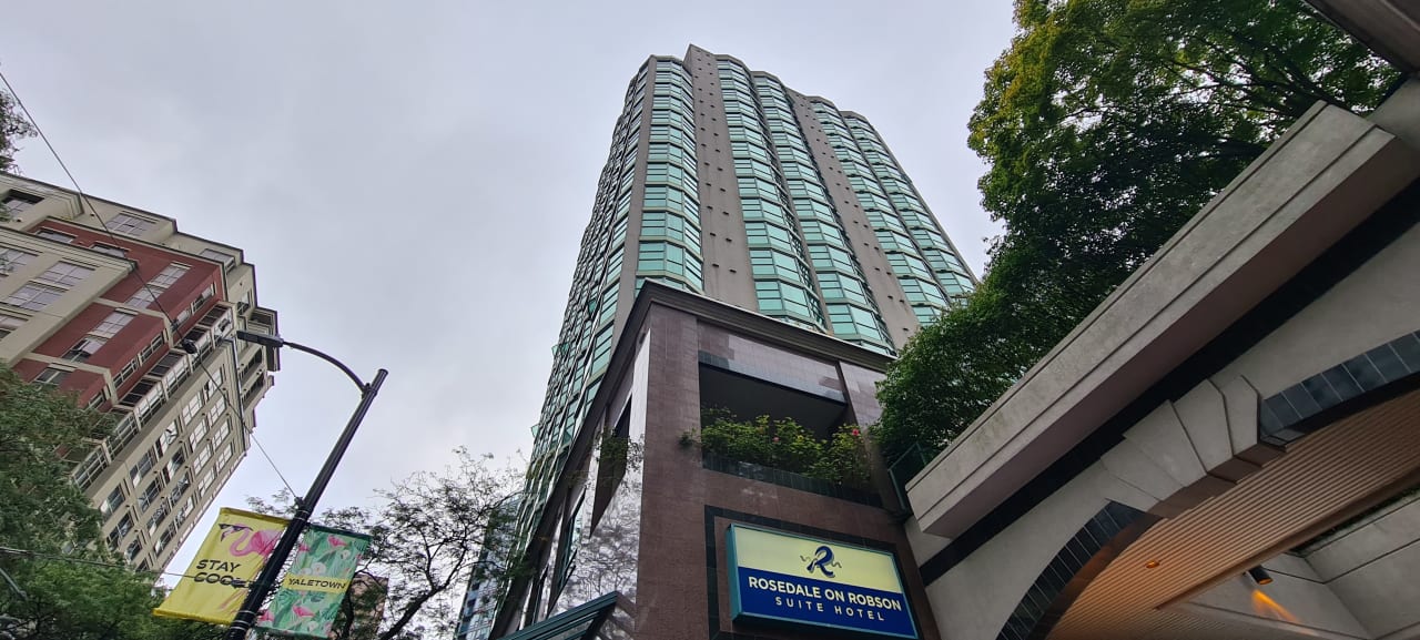 Außenansicht Hotel Rosedale on Robson
