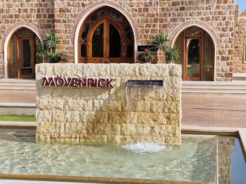 Außenansicht Mövenpick Resort El Quseir